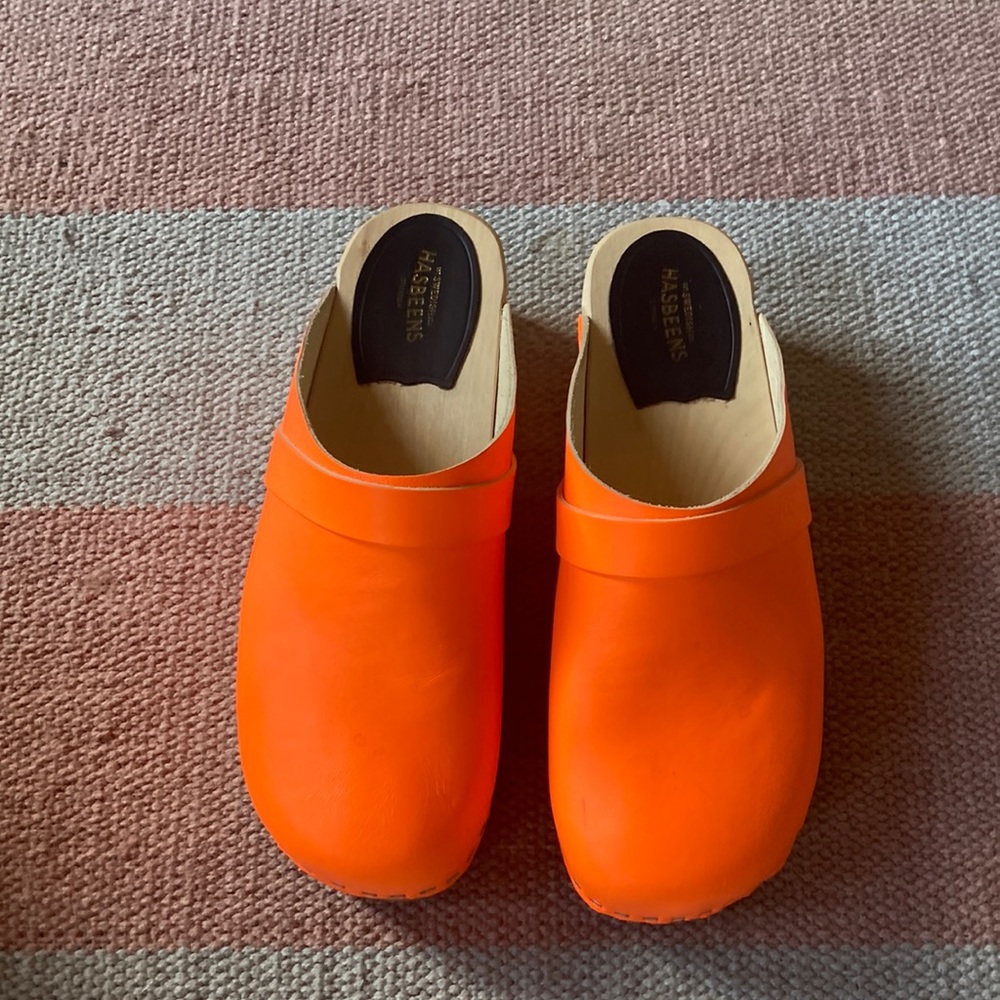 Clogs